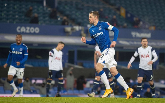 一份情谊更 一份情谊更